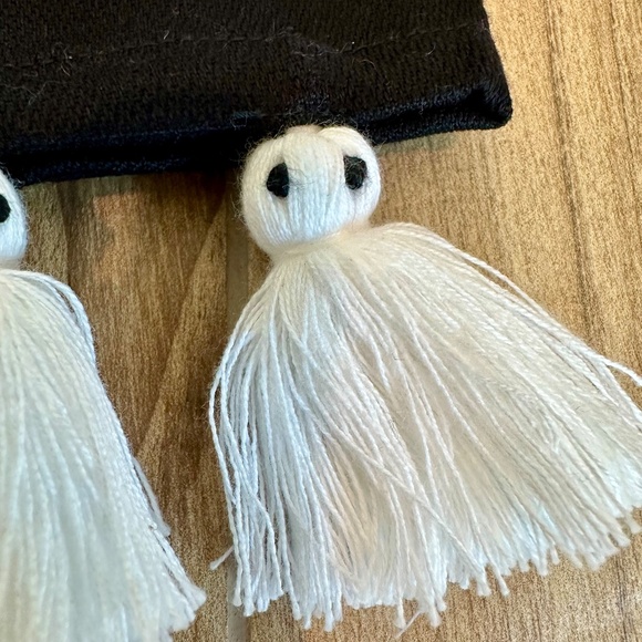 Halloween Ghost & Skeleton Kitchen Hand Towels - Picture 5 of 11